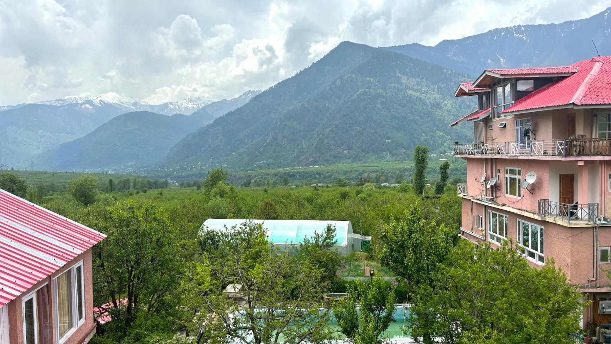 Countryside Himalayan Resort, Manali